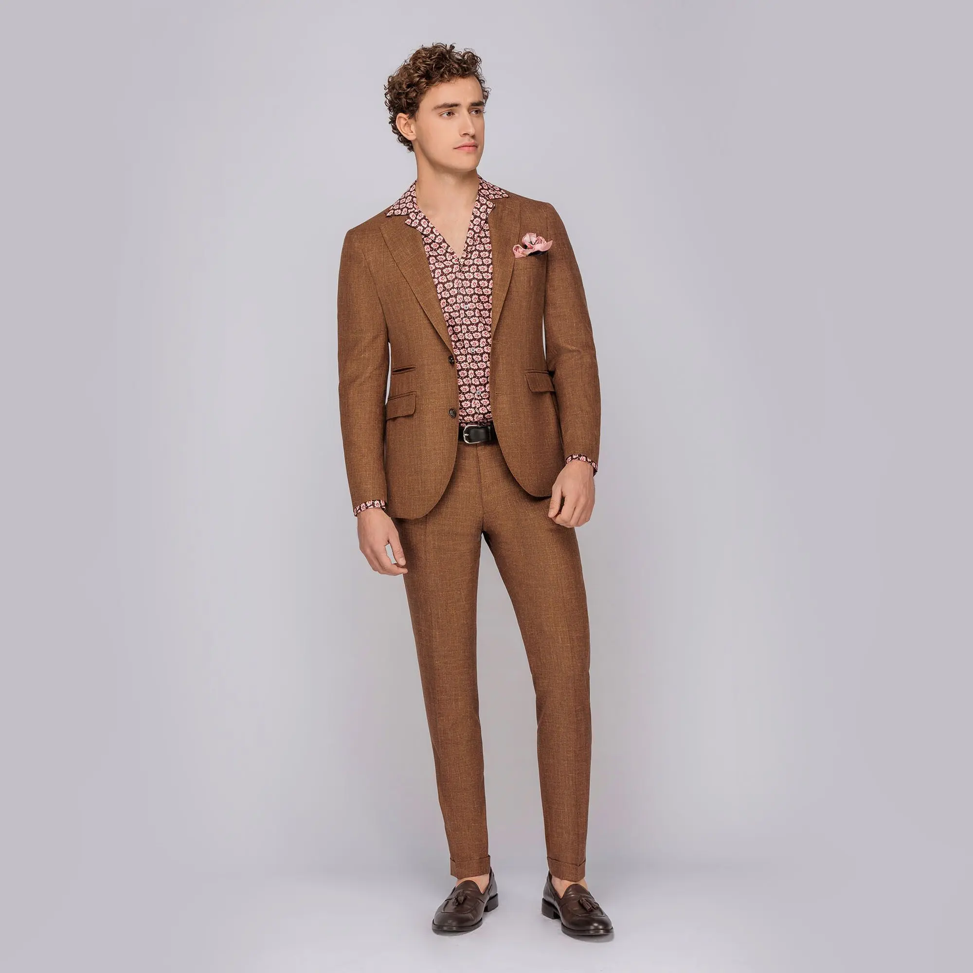 Abito best sale marrone uomo