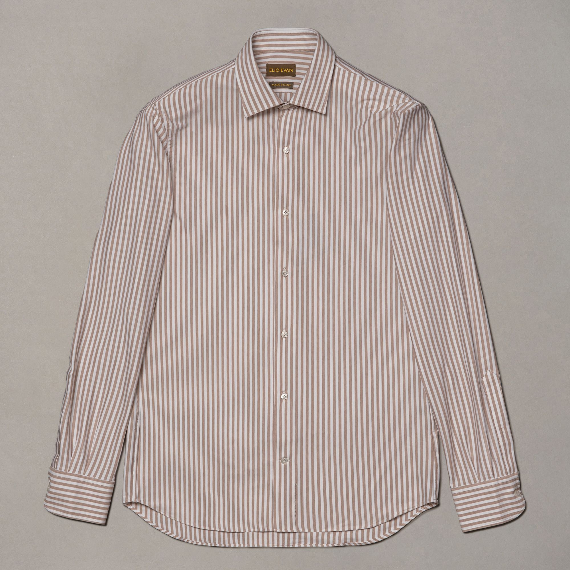 Camicia beige in cotone e nylon di Elio Evan con motivo a righe e colletto corto dalle punte semi-affusolate
