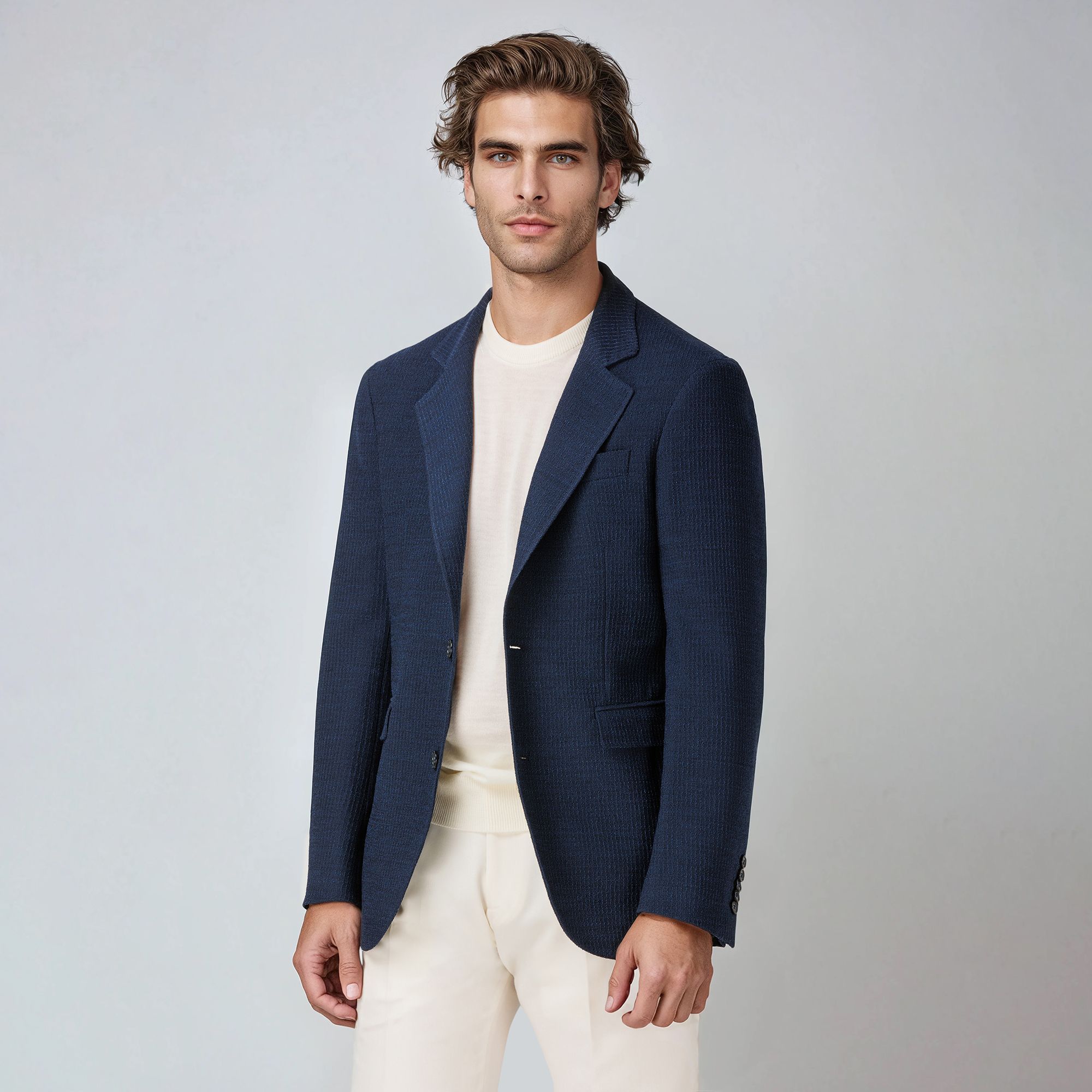 Blazer uomo blu reale in lana, modello Miami di Elio Evan, con struttura traspirante 3D crochet e fit rilassato.