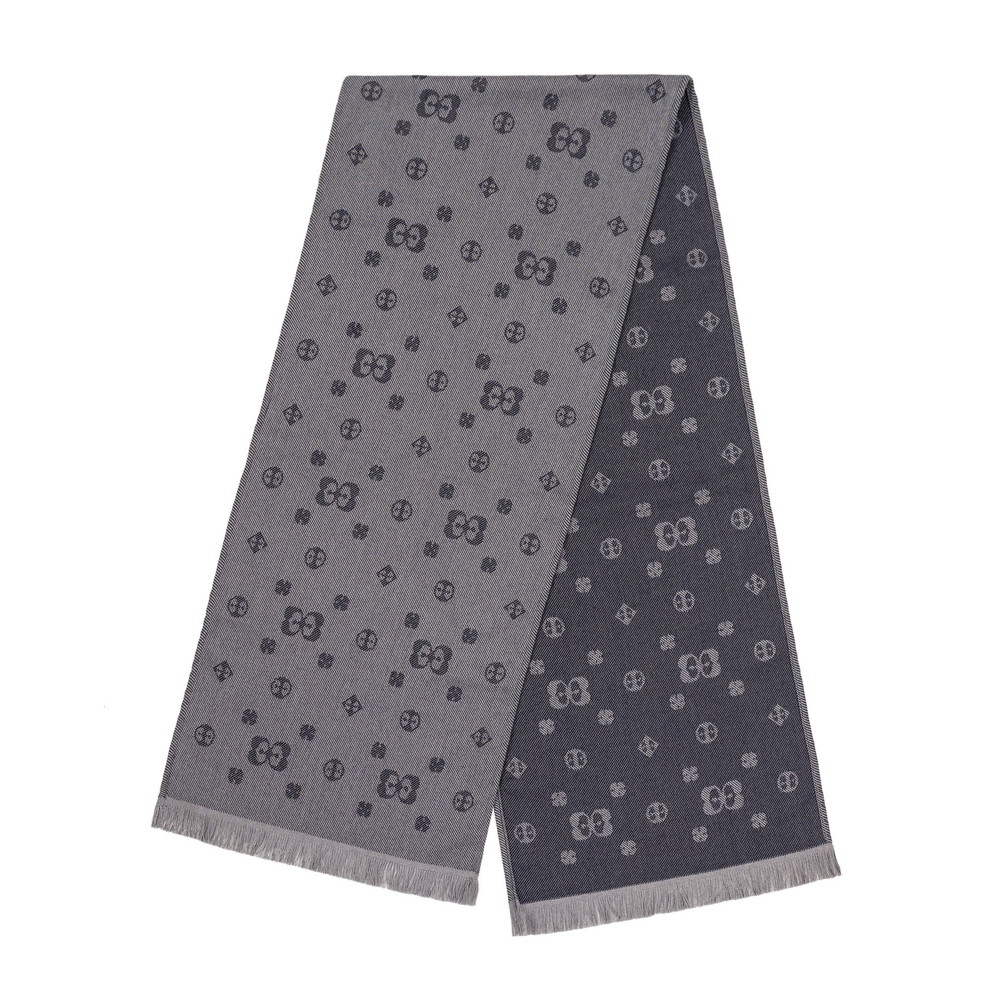 Sciarpa uomo Elio Evan in blu navy e grigio, con design double-face, lavorazione jacquard e bordi con frange.