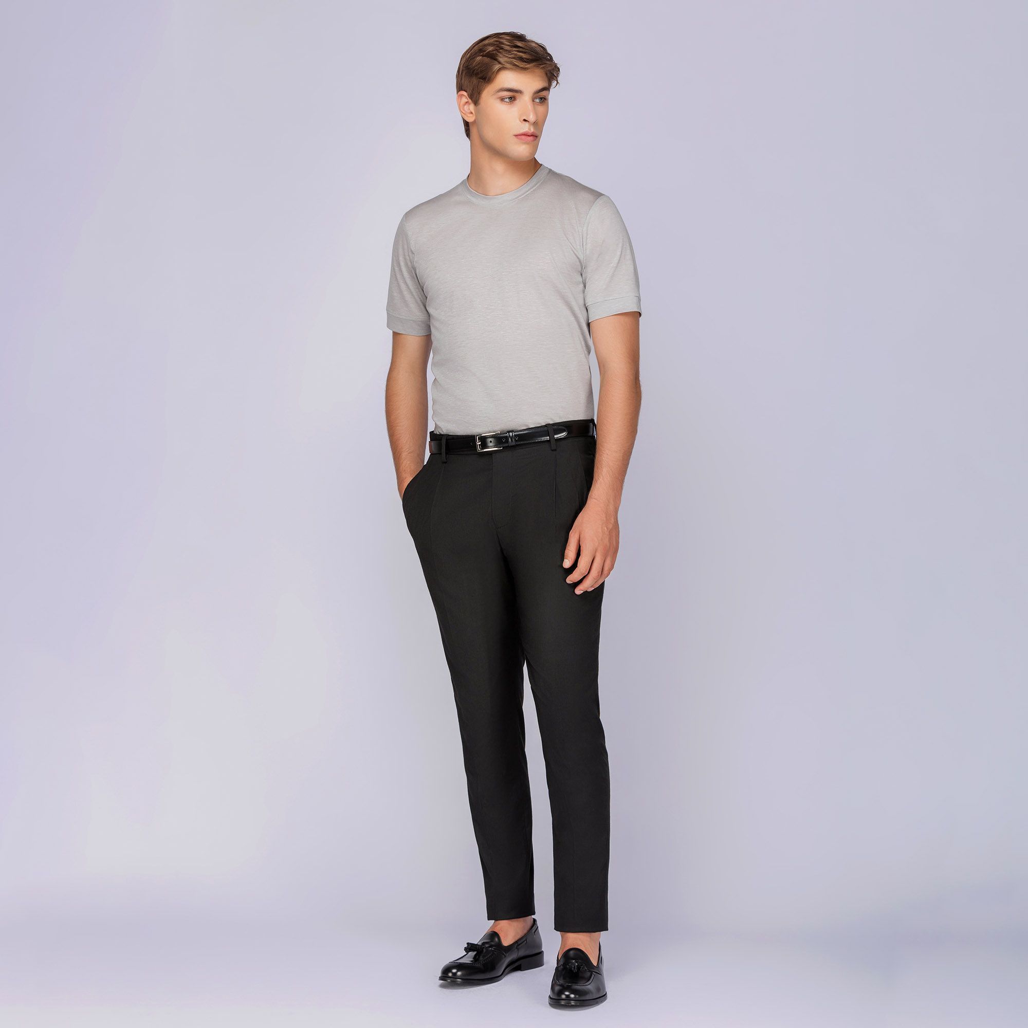 PANTALONE NERO CON LE PINCES