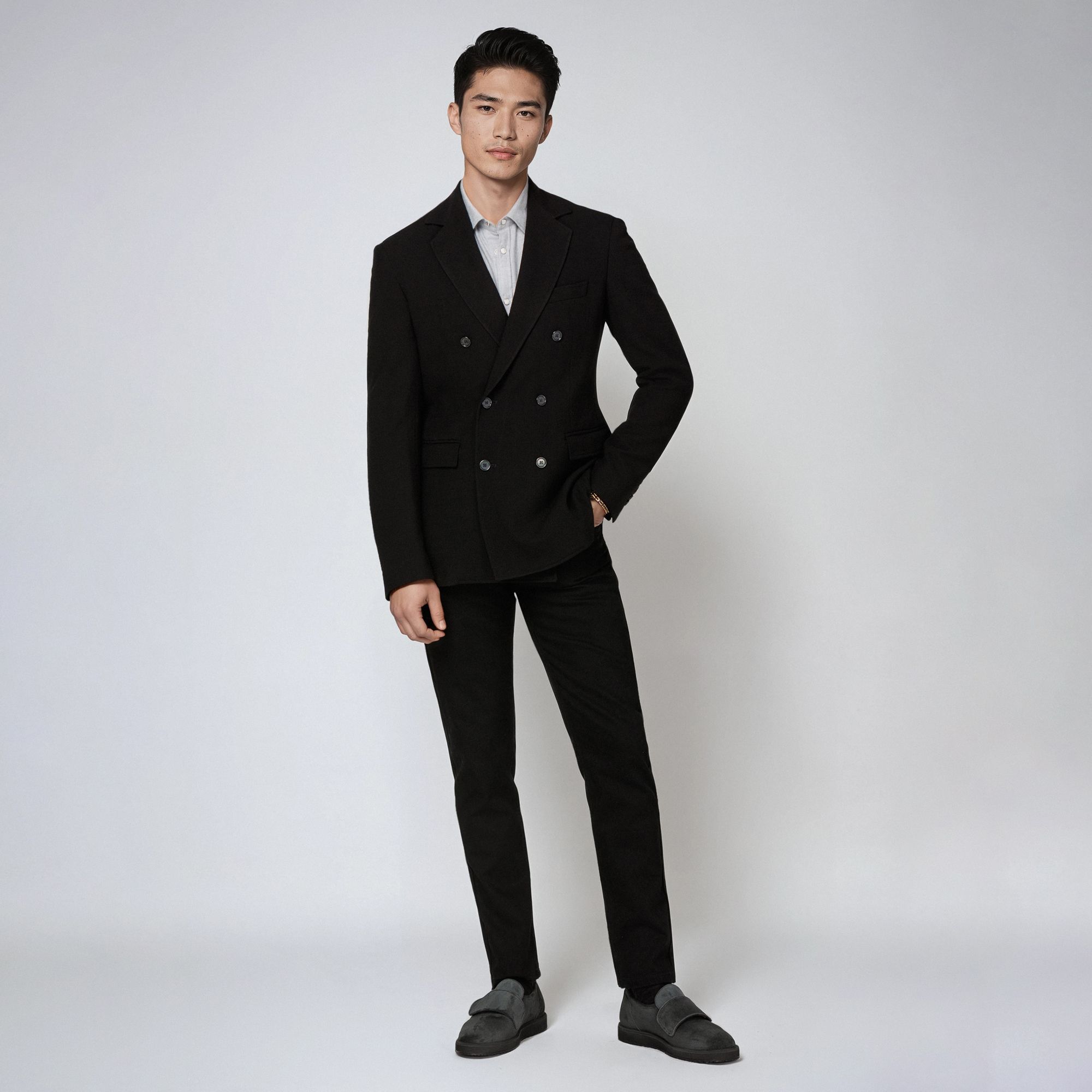 Total Look Blazer Doppiopetto Nero – Smart Tailoring Moderno