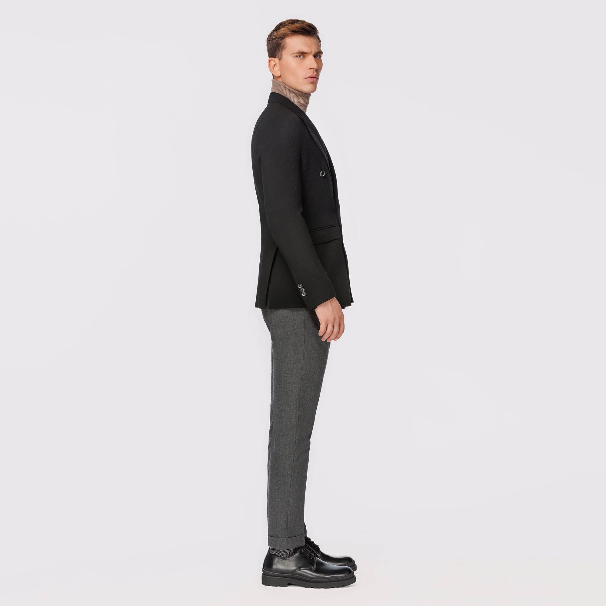 LOOK 32