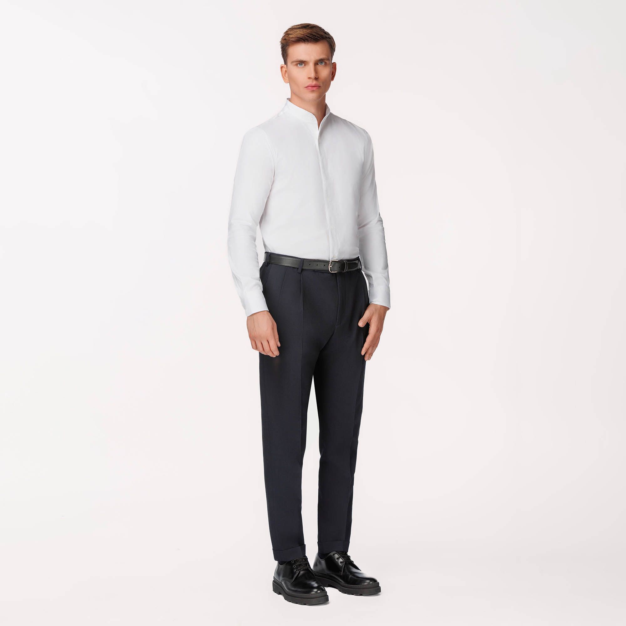 Camicia coreana con piping bianco