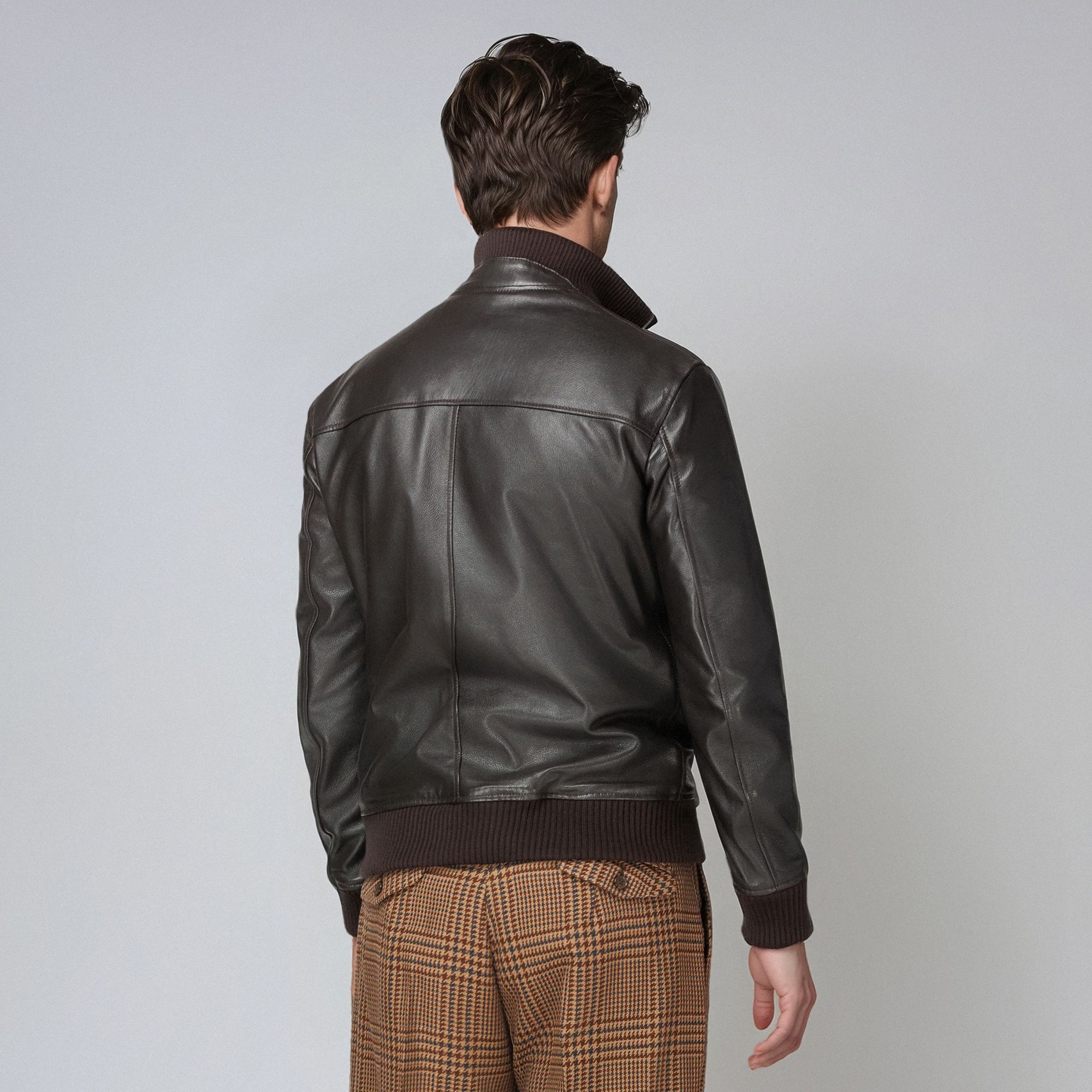 Total Look Bomber in Pelle Marrone – Smart Casual Modern Heritage