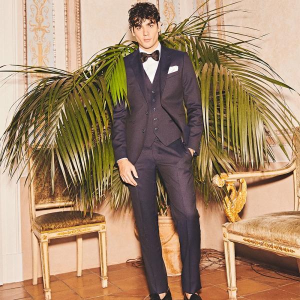 ABITI DA MATRIMONIO E ABBIGLIAMENTO FORMALE PER TESTIMONI E INVITATI